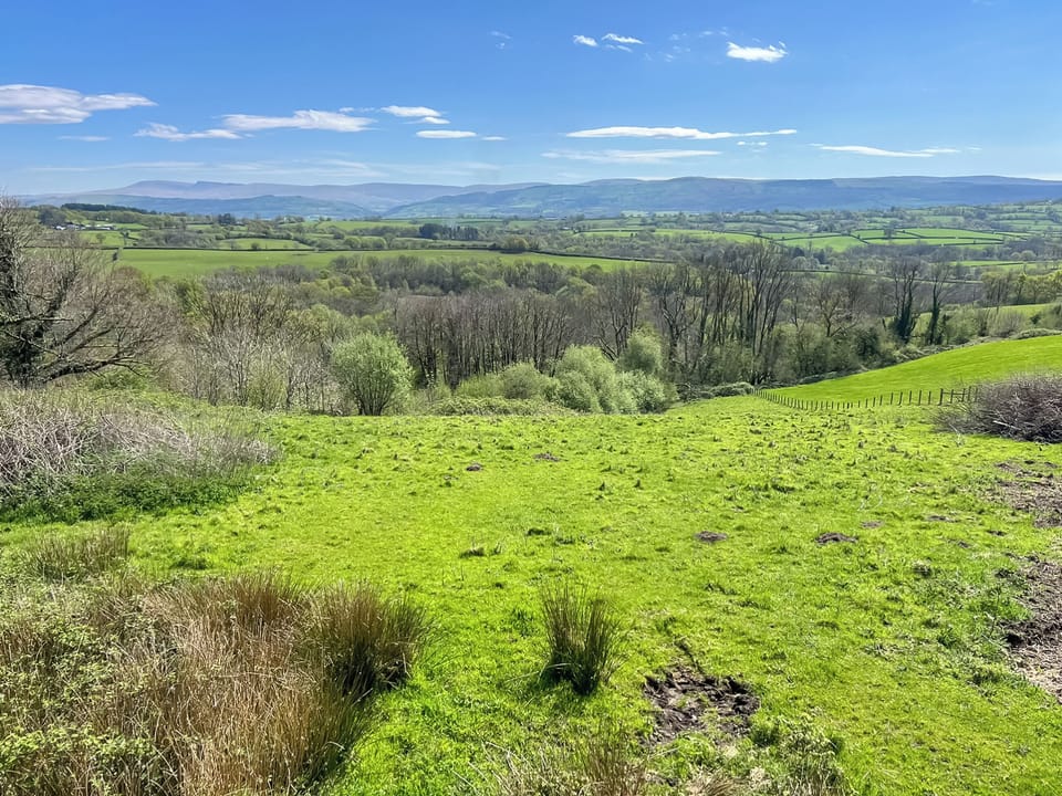 Surrounding area | West Barn, Taliaris, near Llandeilo