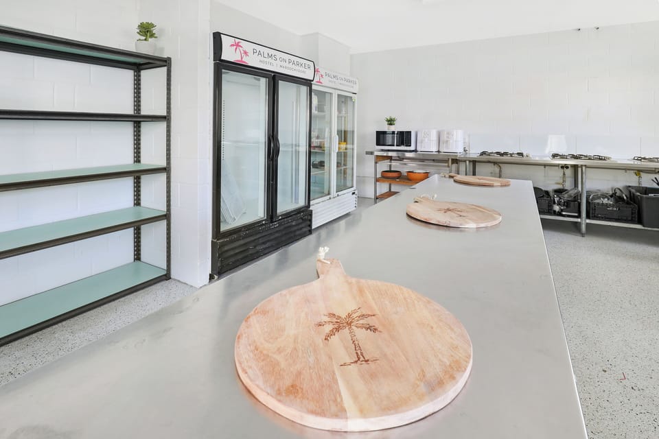 Standard Shared Dormitory | Shared kitchen facilities | Full-size fridge, microwave, oven, stovetop