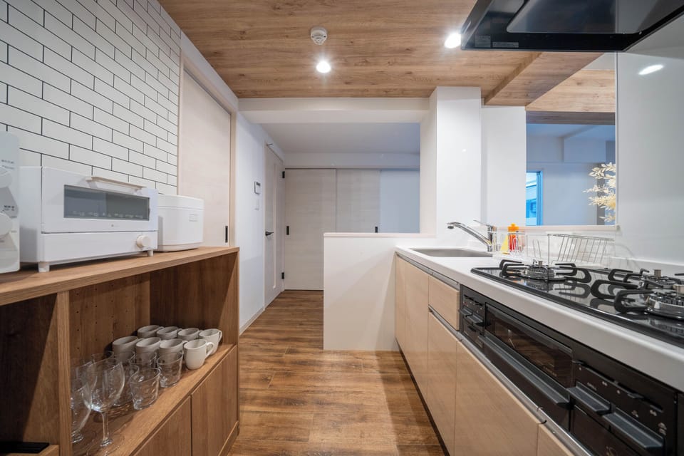 Fridge, microwave, stovetop, electric kettle