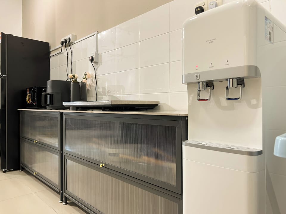Family House, Patio, Corner | Private kitchen | Electric kettle