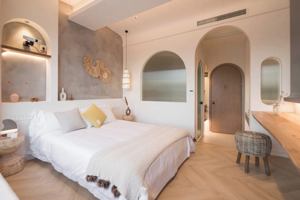 Comfort Double Room | Blackout drapes, soundproofing, free WiFi
