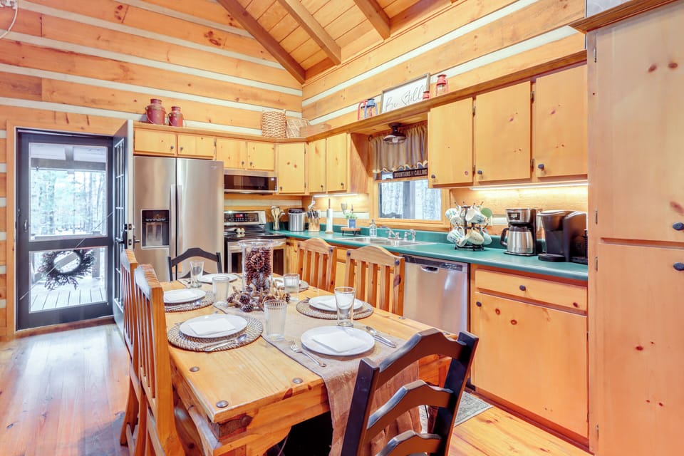 Kitchen | Cooking Basics | Dishwasher | 1st Floor