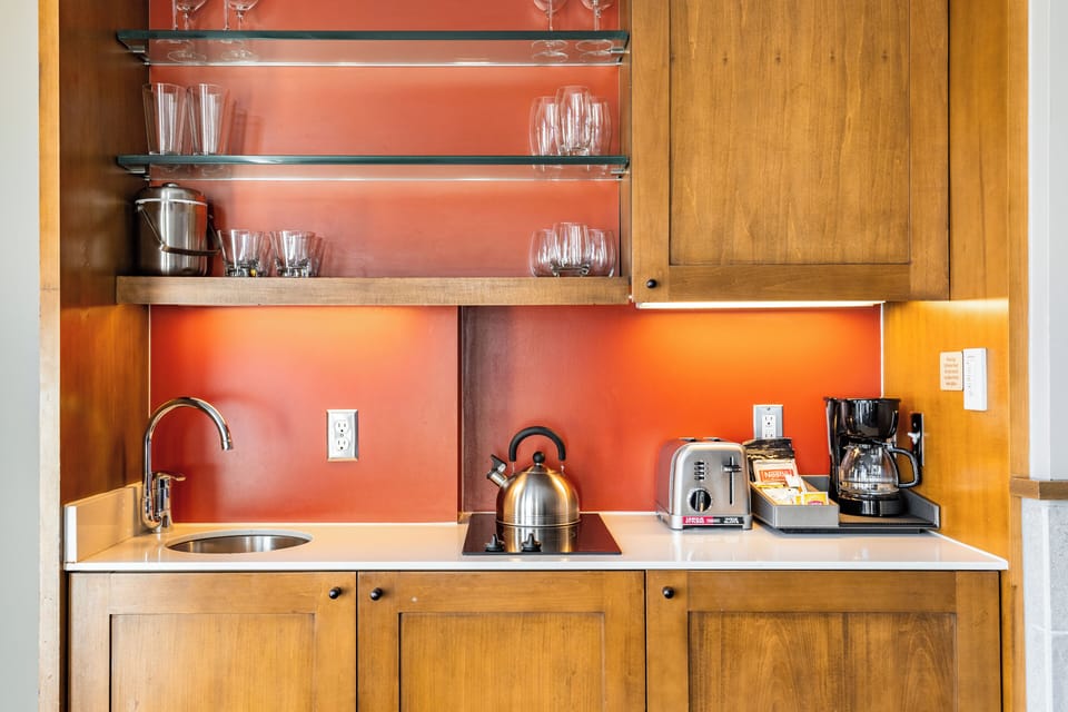 Kitchenette.