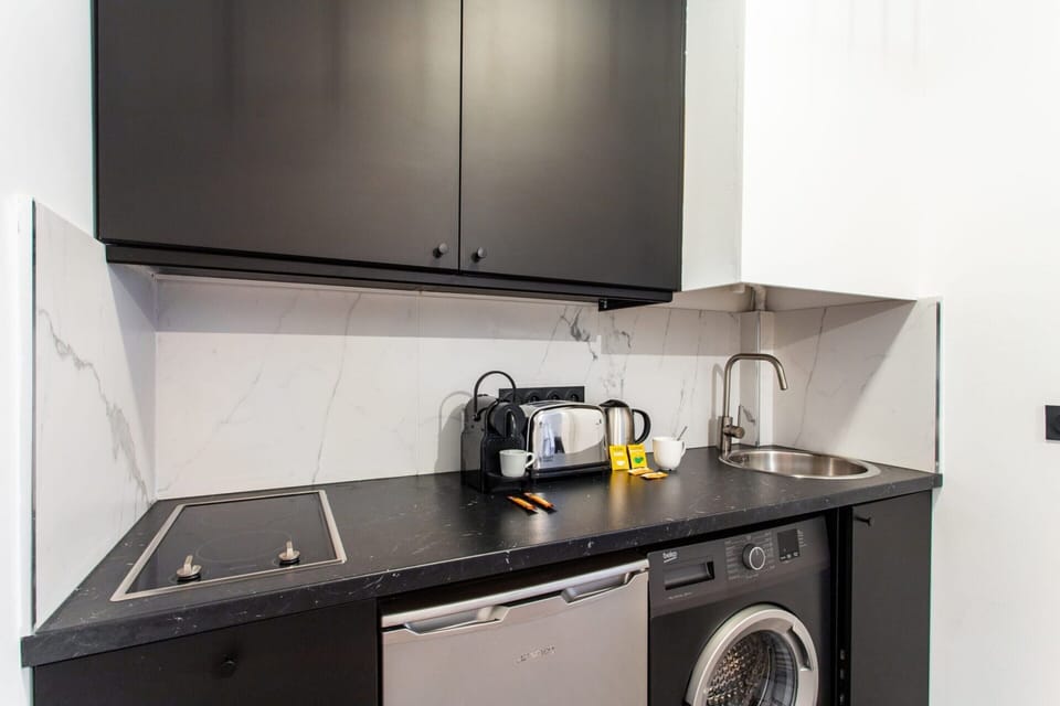 Apartment | Private kitchen | Stovetop