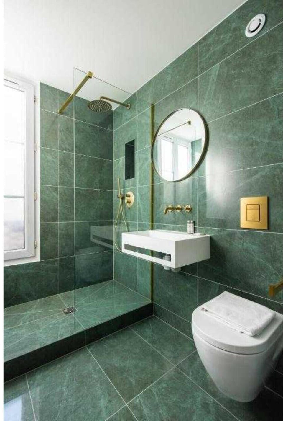 Apartment | Bathroom