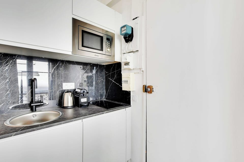 Apartment | Private kitchen | Stovetop