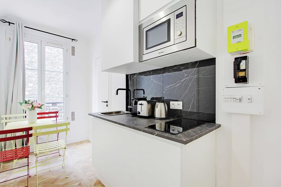 Apartment | Private kitchen | Stovetop