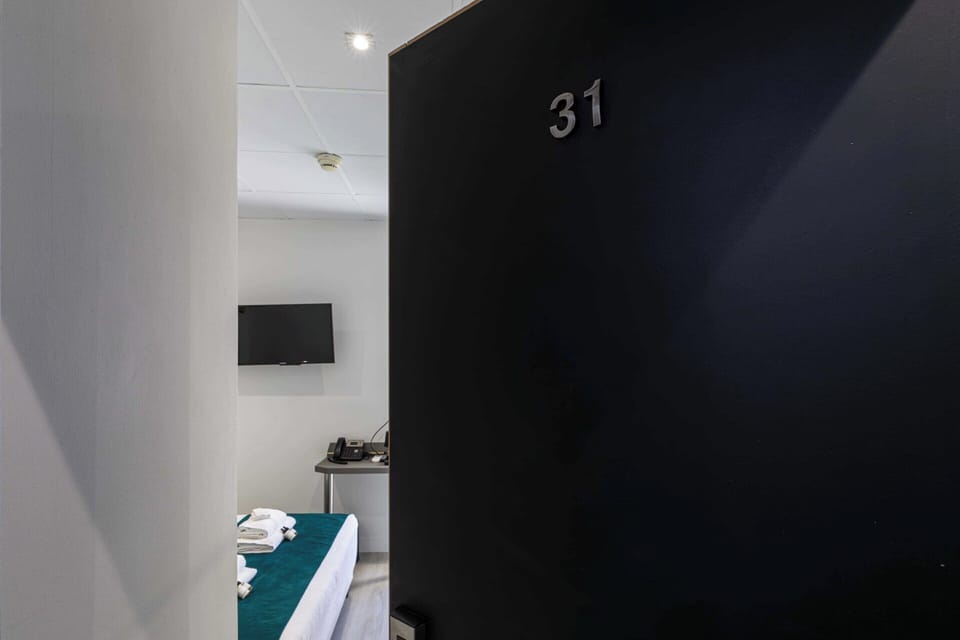 Apartment | 1 bedroom, bed sheets