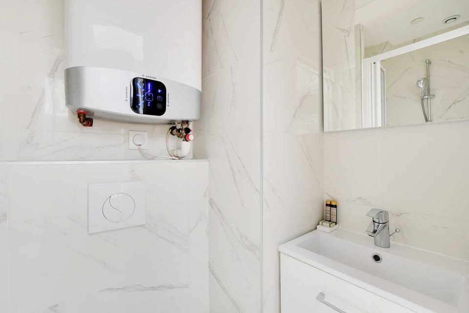 Apartment | Bathroom