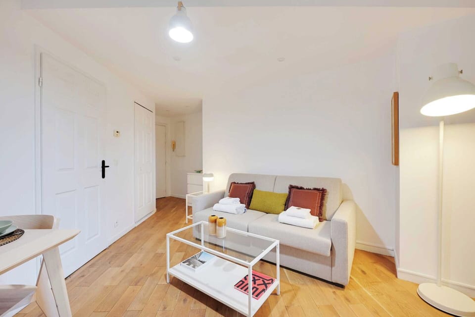 Apartment | Living area