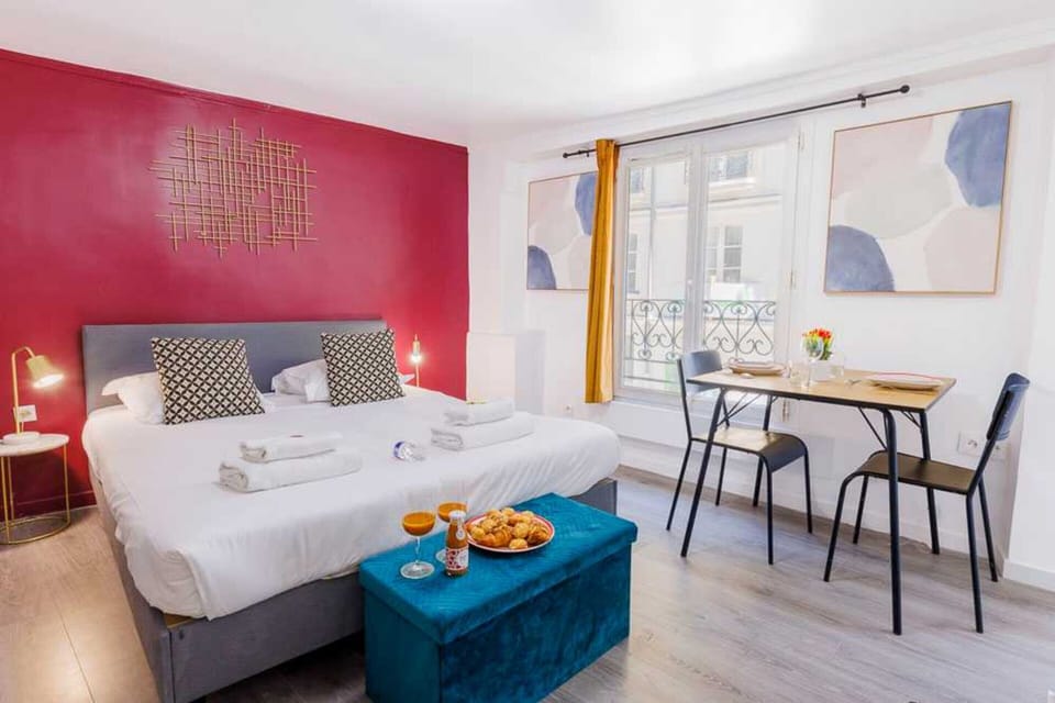 Apartment | 1 bedroom, laptop workspace, iron/ironing board, bed sheets