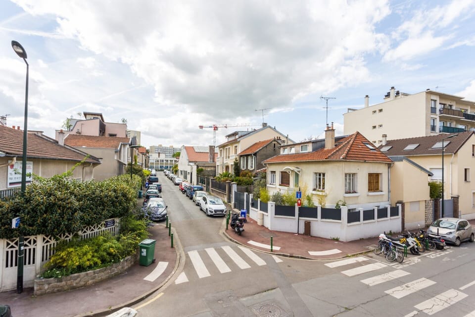 Apartment | Parking | Free self parking