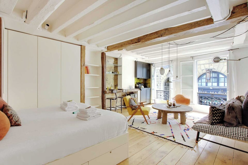 Apartment | 1 bedroom, bed sheets