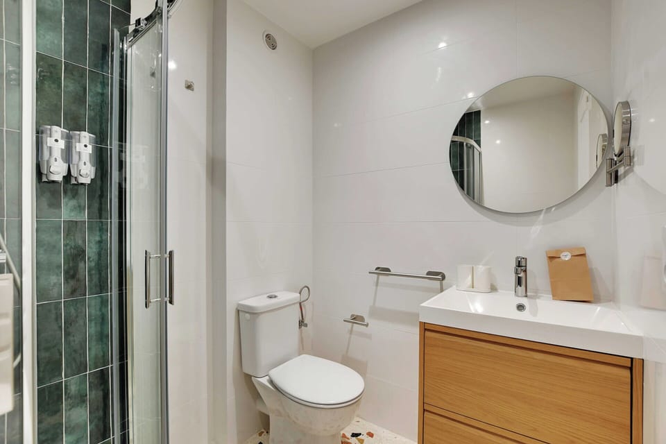 Apartment | Bathroom | Hair dryer