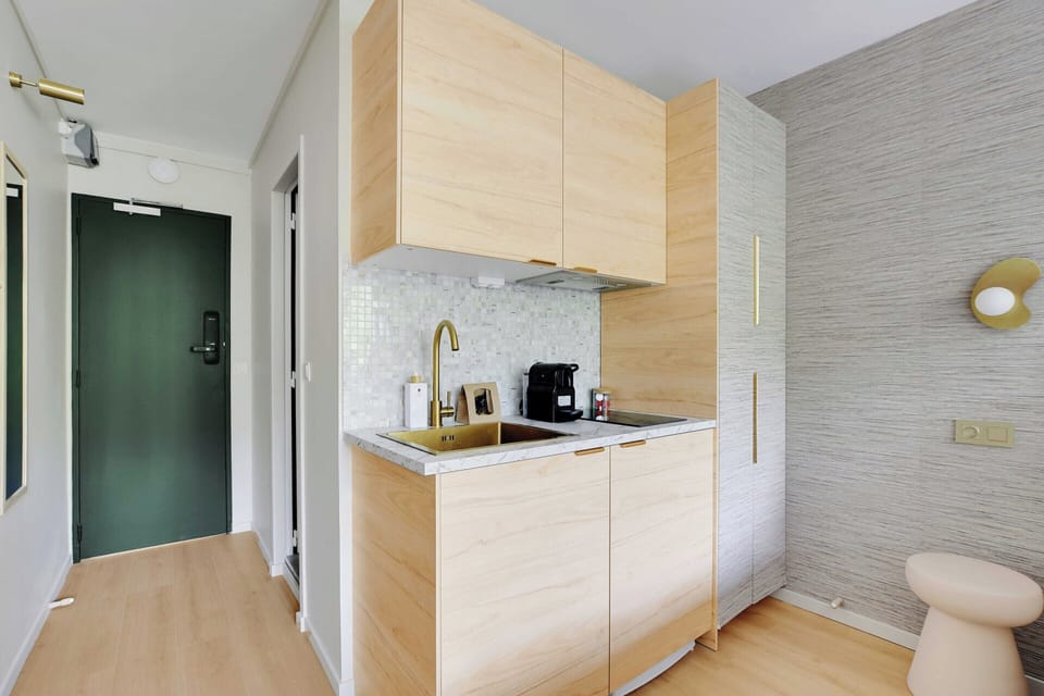 Apartment | Bathroom | Shampoo