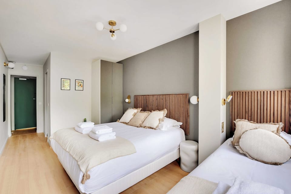 Apartment | 1 bedroom, laptop workspace, iron/ironing board, bed sheets