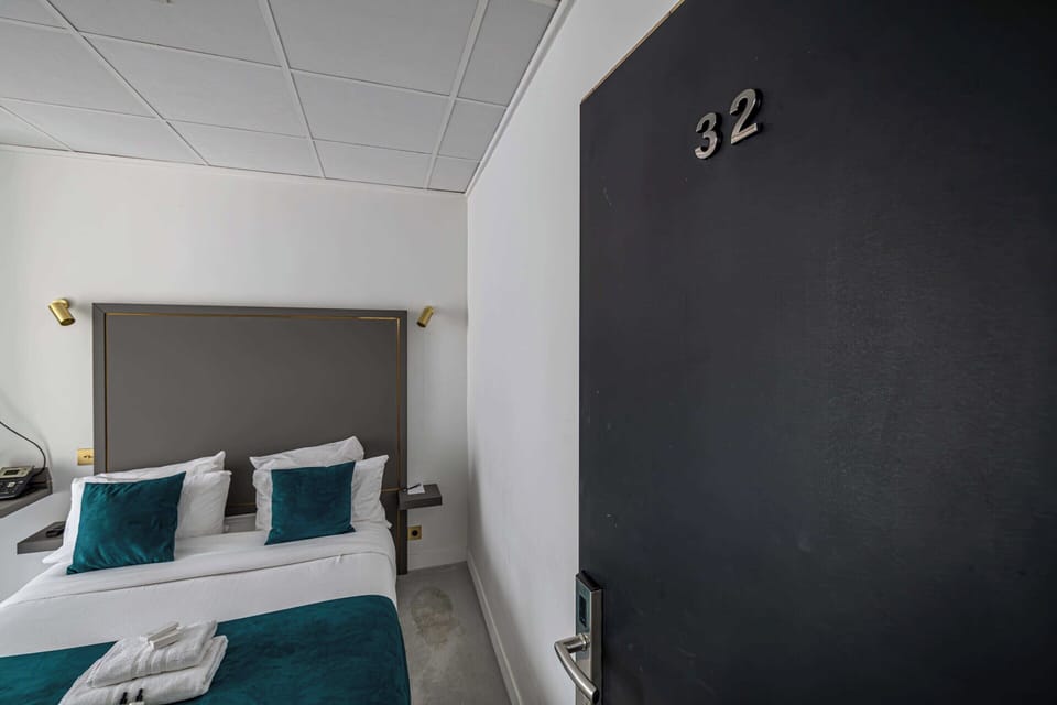 Apartment | 1 bedroom, bed sheets