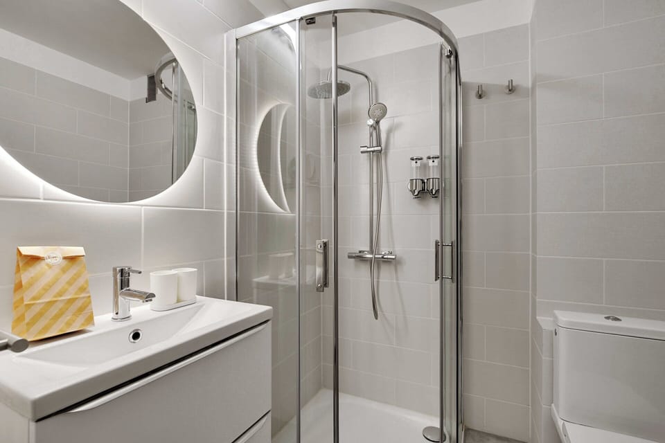 Apartment | Bathroom
