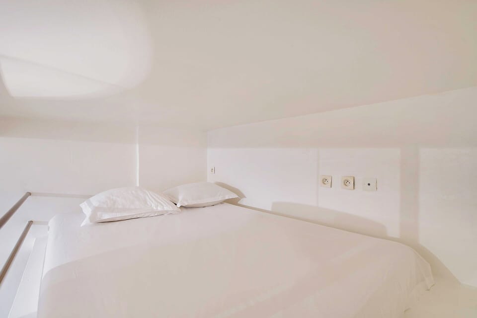 Apartment | 1 bedroom, laptop workspace, iron/ironing board, bed sheets