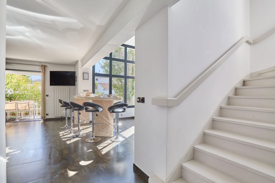 Villa, 4 Bedrooms | 4 bedrooms, WiFi (free), bed sheets