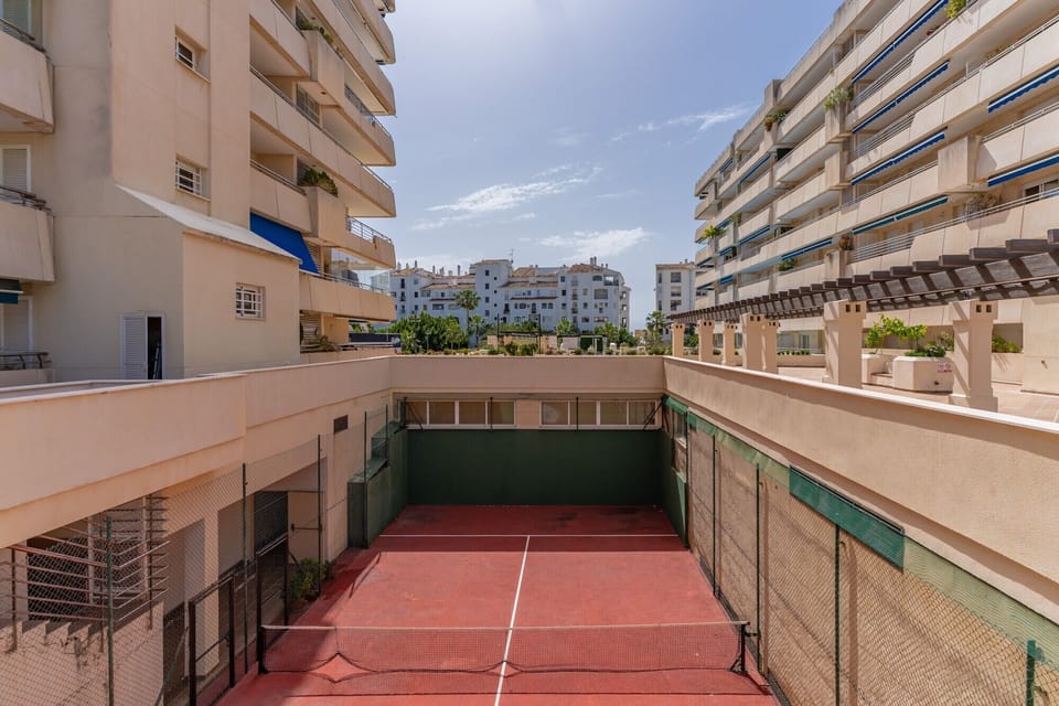 Sport court
