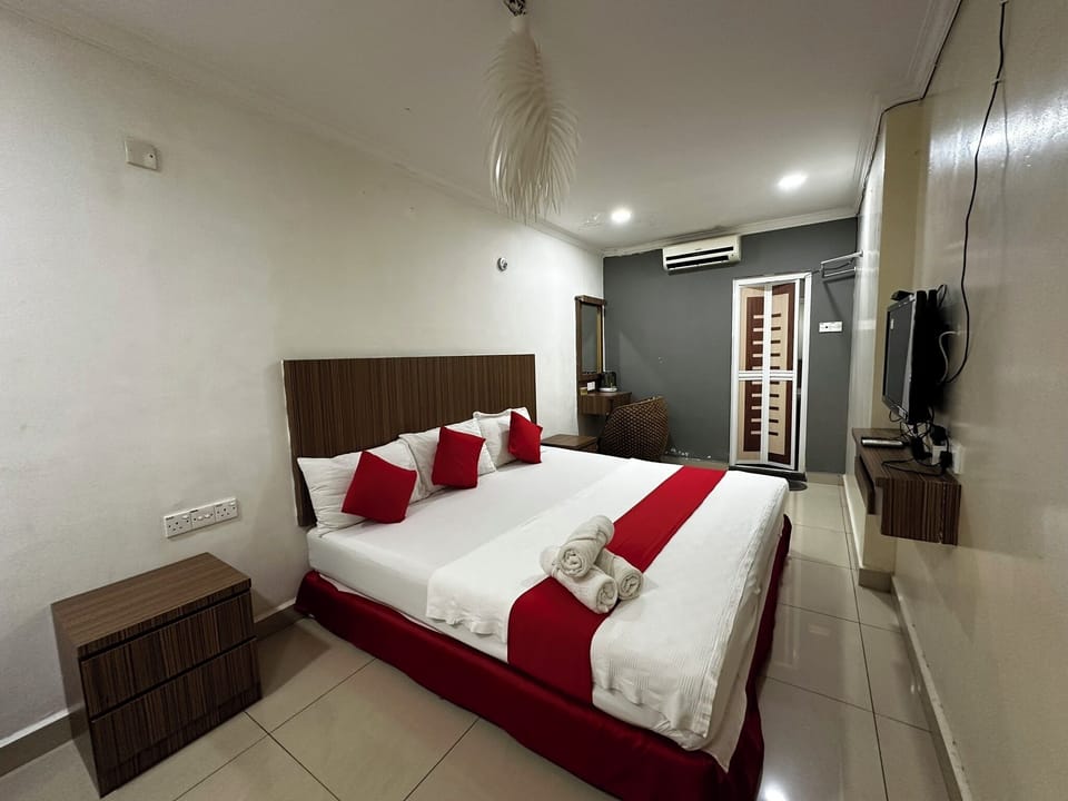 Family Double or Twin Room, City View | WiFi (free)
