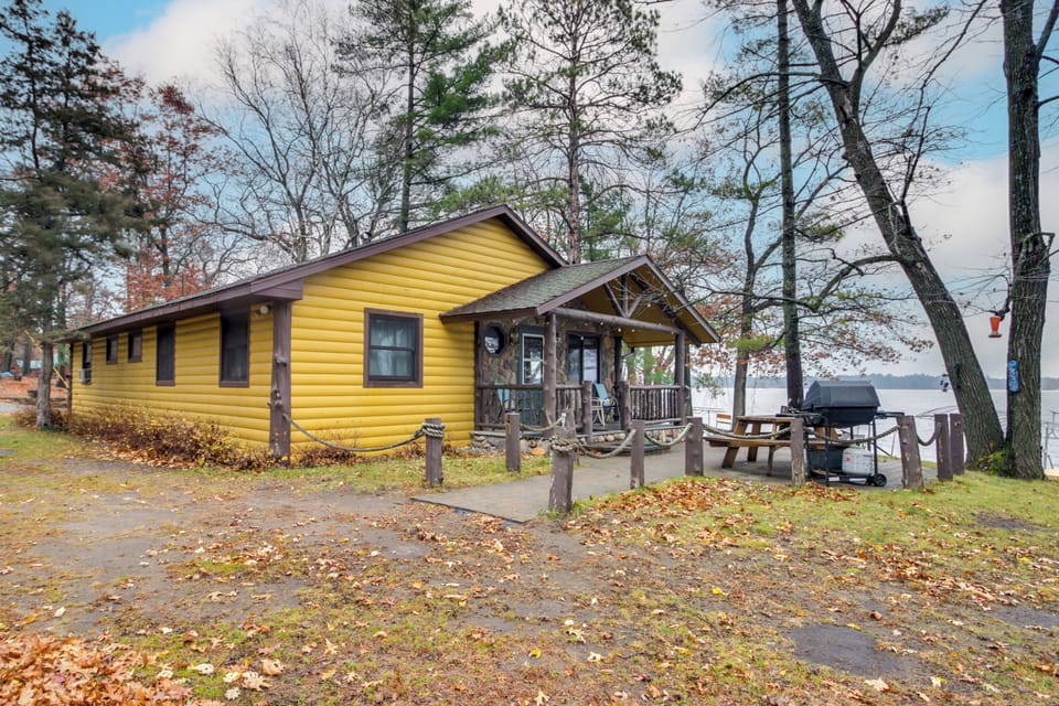 House (3 Bedrooms) | Front of property