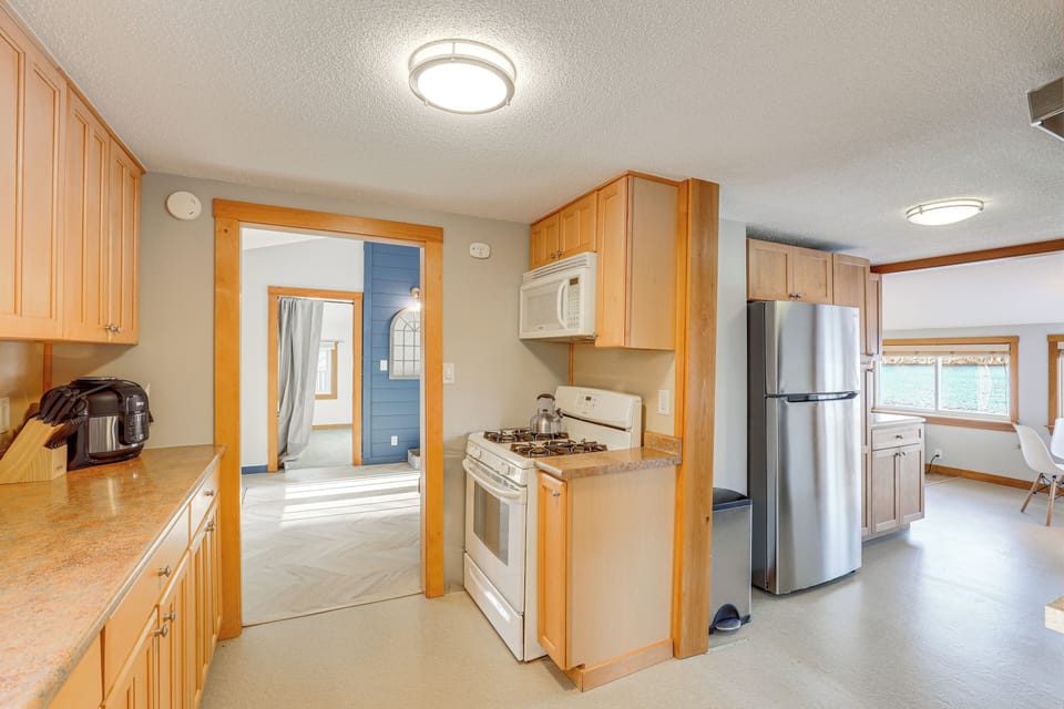 House (2 Bedrooms) | Interior