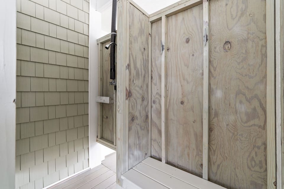 Outdoor Shower- Ground Level