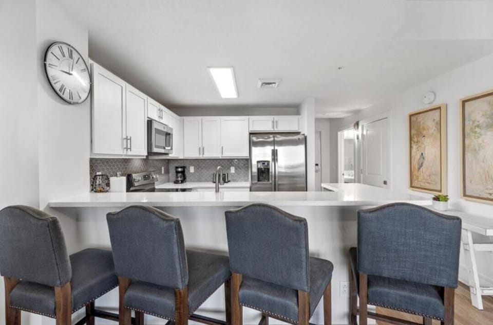 Kitchen Bar