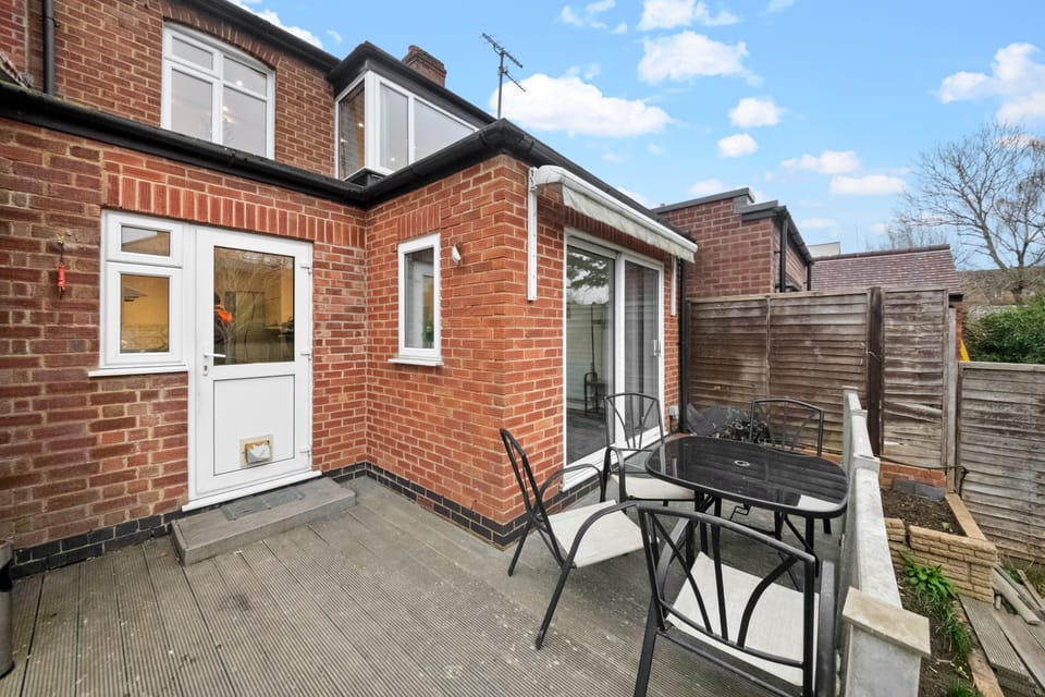 House | Outdoor dining