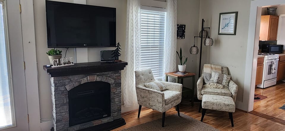 Electric fireplace, 45 inch TV