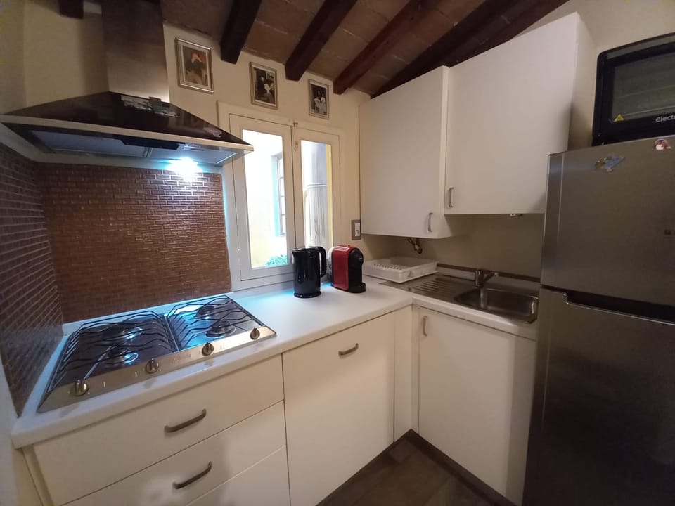 House | 1 bedroom