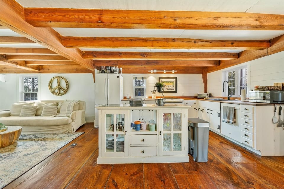 Equipped with all the kitchen essentials