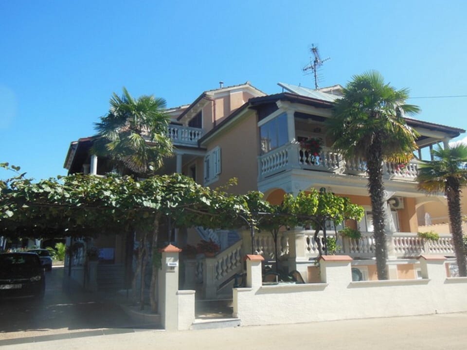 House | Exterior