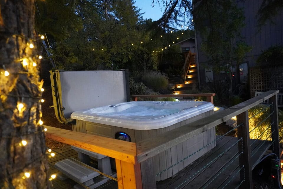 Jacuzzi tucked away in nature, offering peaceful serenity while lounging