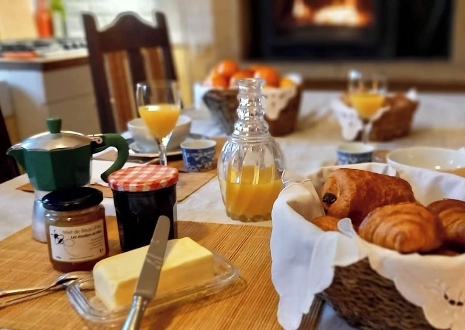 Breakfast meal