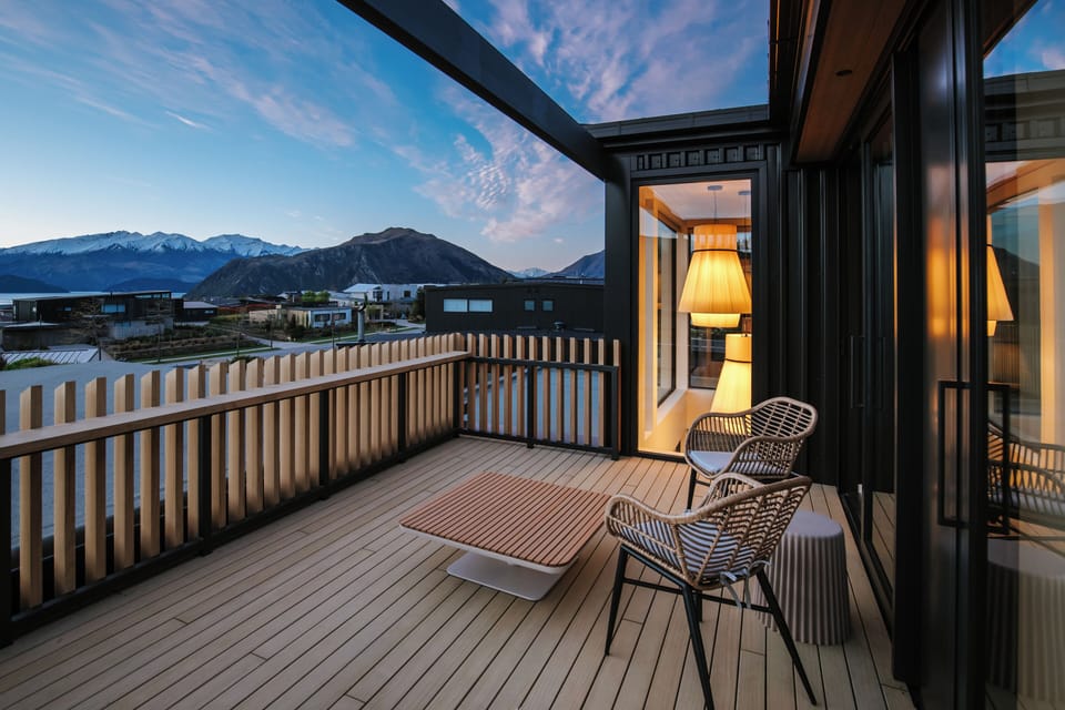 Luxury House, Lake View | Terrace/patio