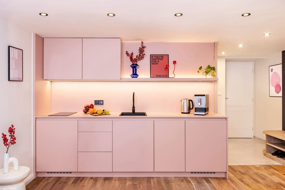 Fully equipped kitchen