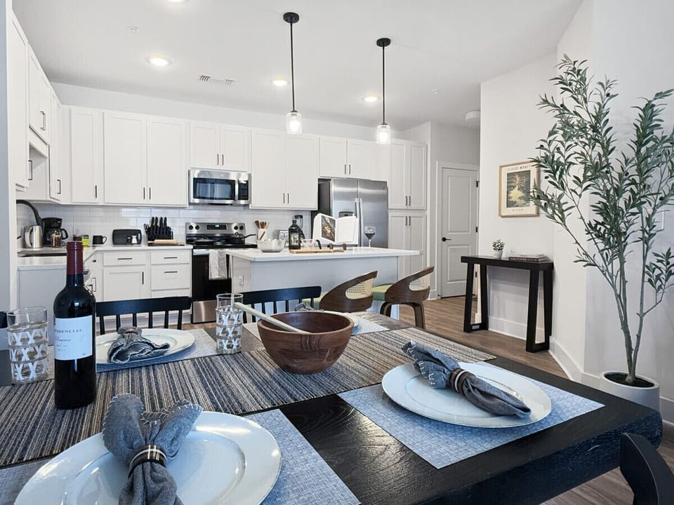 A 6-seating dining table, perfect for intimate meals and gatherings.