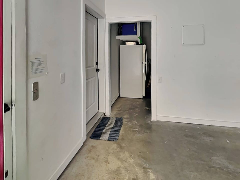 House (5 Bedrooms) | Property amenity