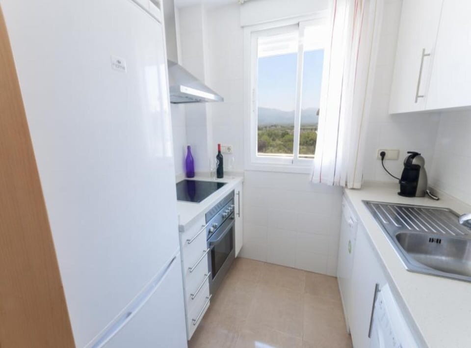 Apartment | Private kitchen | Toaster, highchair, cookware/dishes/utensils