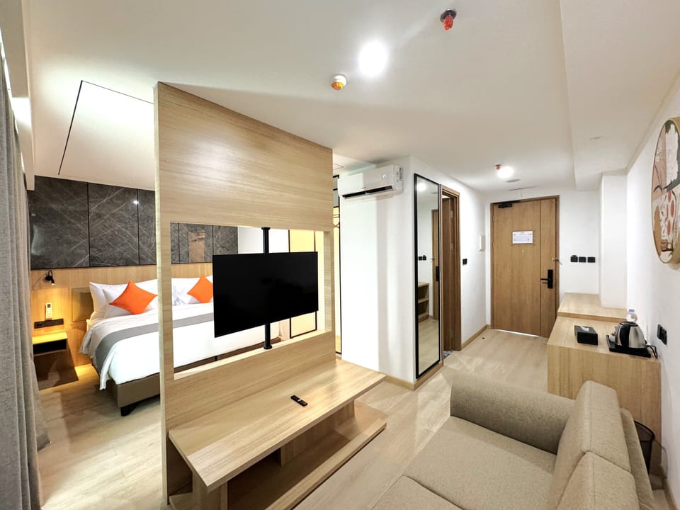 Grand Room | Free WiFi