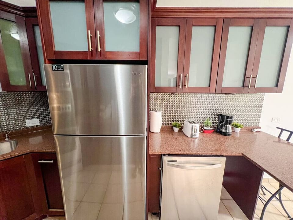 Modern kitchen space crafted for effortless cooking and everyday ease
