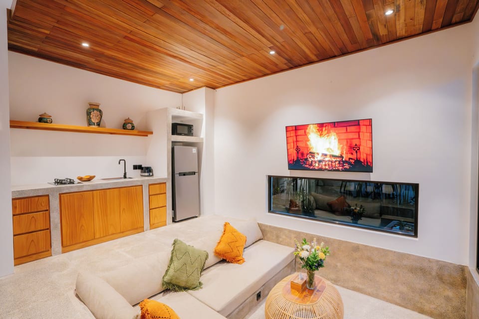 43-inch Smart TV with digital channels