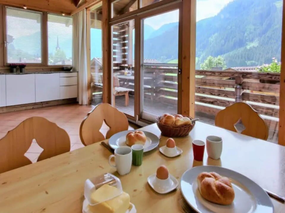 House | Dining