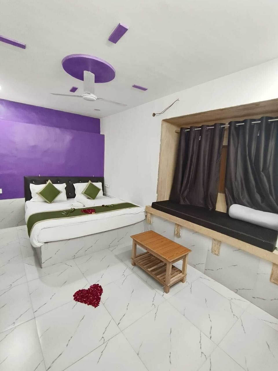 Deluxe Room | Free WiFi