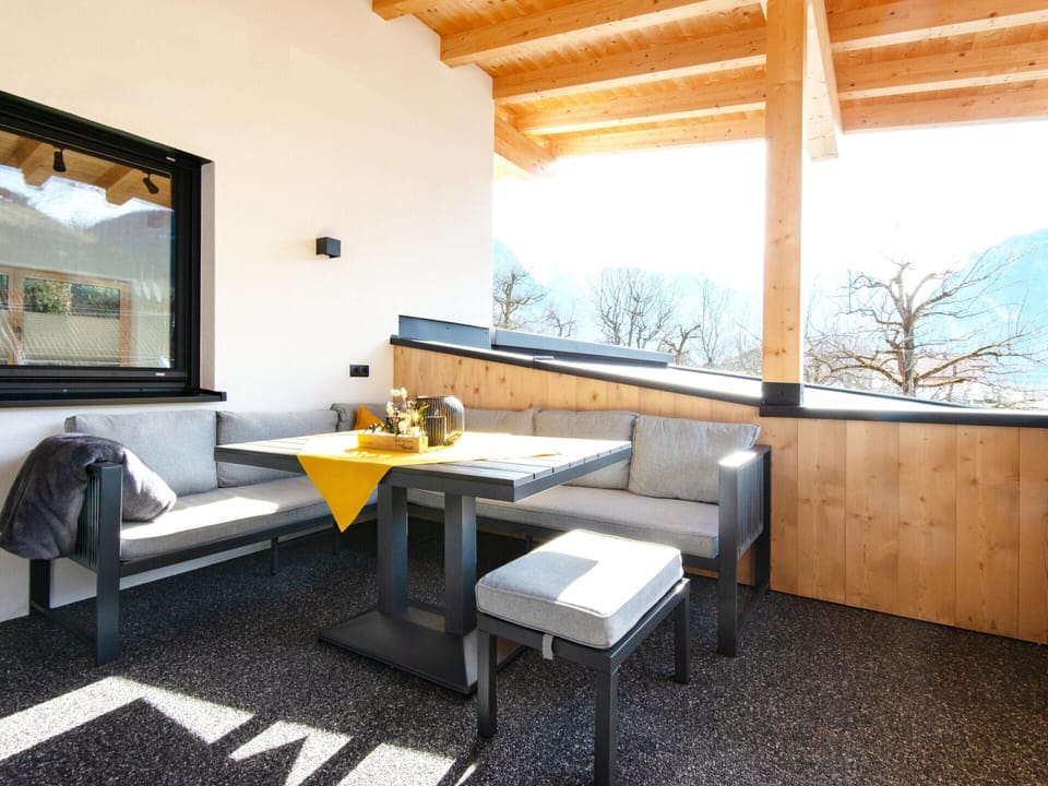 Apartment | Balcony