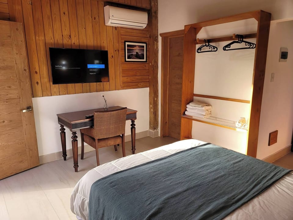 Room, 1 Bedroom, Smoking, Private Pool | 1 bedroom
