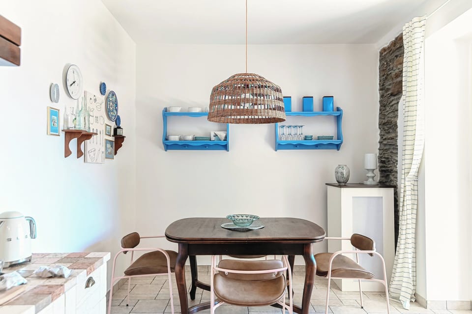 Condo, Balcony, Lake View | Private kitchen | Full-size fridge, microwave, oven, stovetop